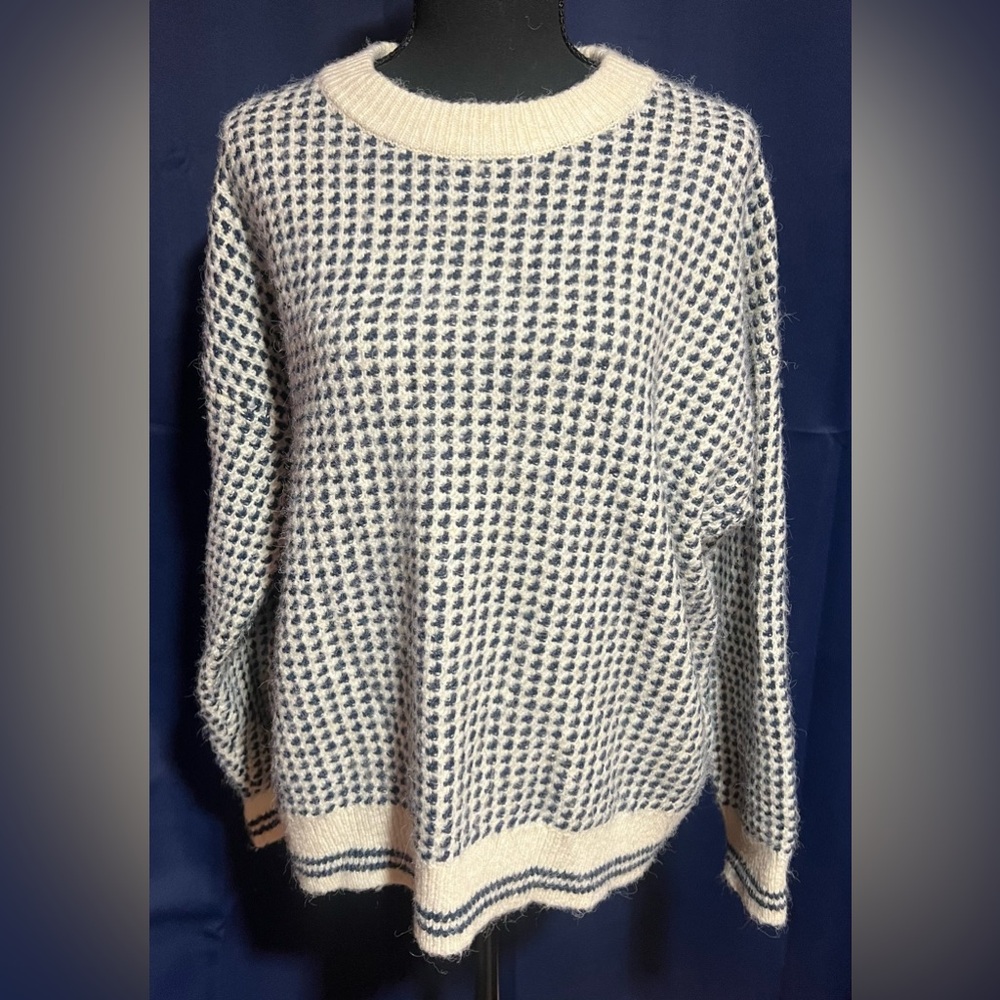 Old Navy Cream and Blue Checkered Knit Sweater